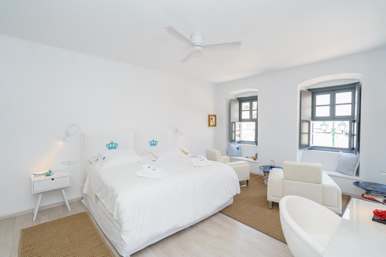 My Crown Suite, Hydra Port Buitenkant foto