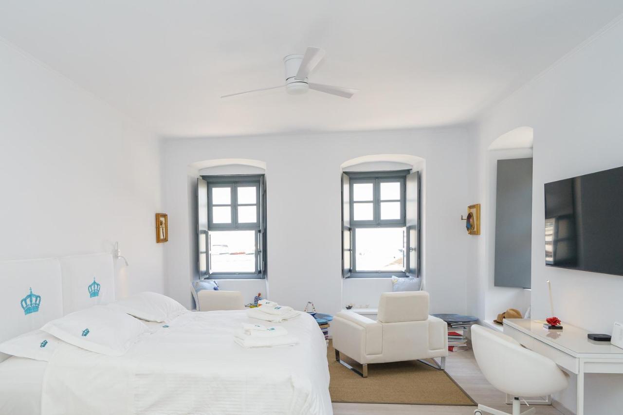 My Crown Suite, Hydra Port Buitenkant foto
