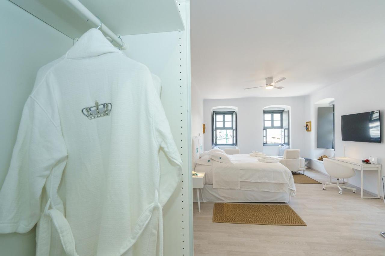 My Crown Suite, Hydra Port Buitenkant foto
